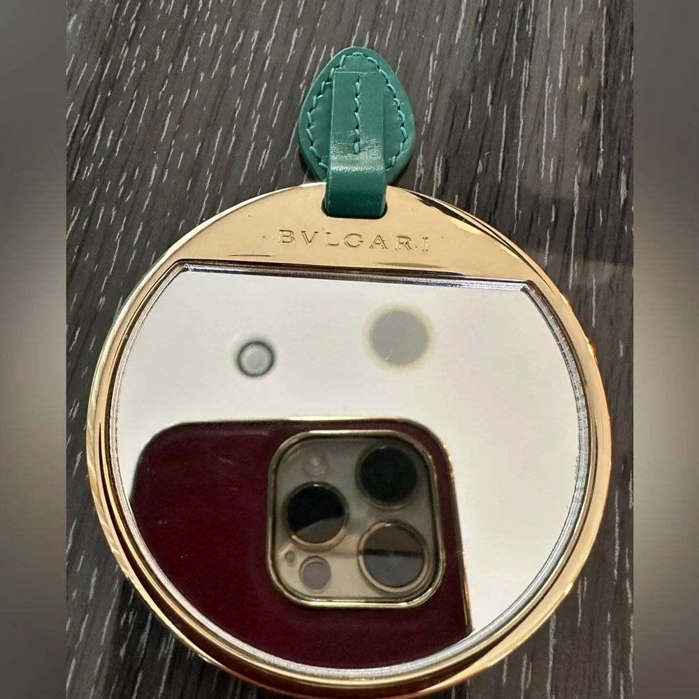 Rare Emerald Green Galutcha Stingray Serpenti Forever BVLGARI Bulgari Bag